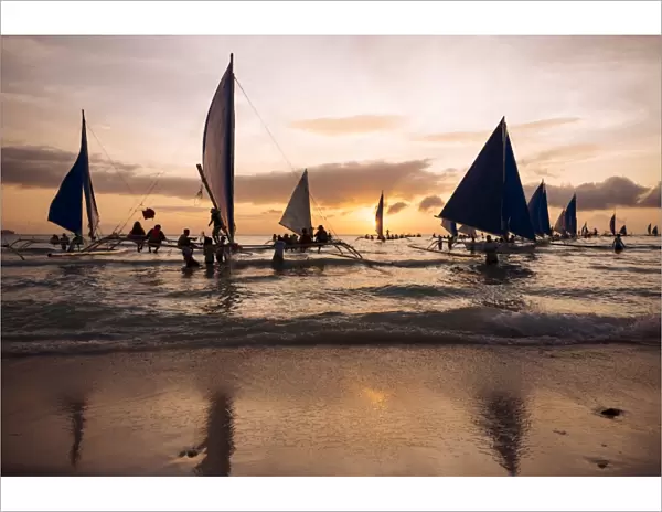 Paraw boats, White Beach, Boracay, The Visayas, Philippines, Southeast Asia, Asia
