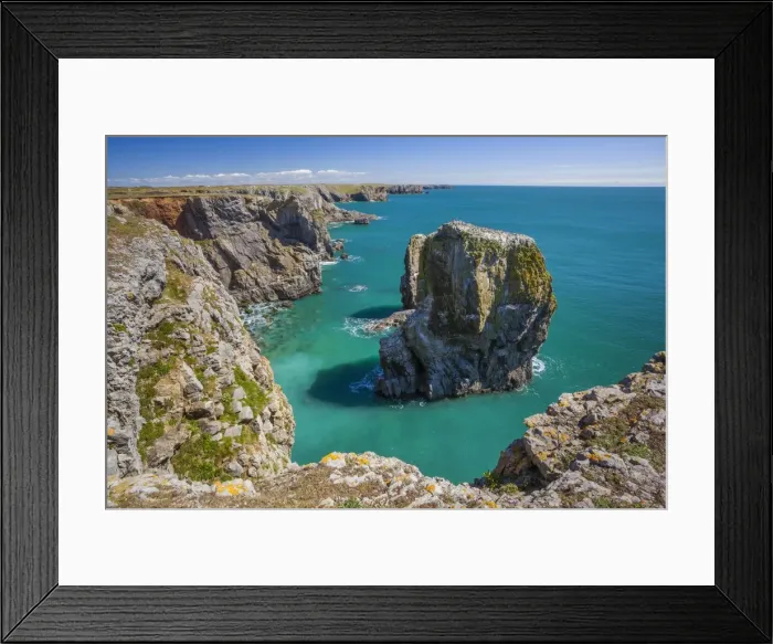 Framed Print : Stack Rocks, Castlemartin, Pembrokeshire Coast, Wales, United Kingdom, Europe