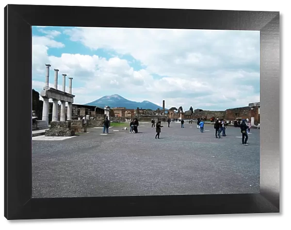 The forum of Pompeii with Mount Vesuvius in the background, Pompeii, UNESCO World Heritage Site
