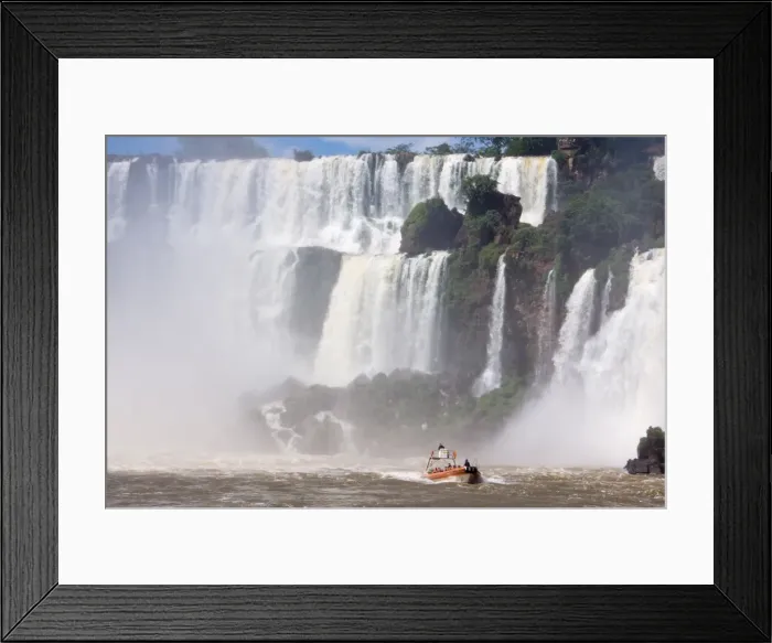 Framed Print : Waterfalls, Iguazu National Park, UNESCO World Heritage Site, Argentina, South America Framed Print : Waterfalls, Iguazu National Park, UNESCO World Heritage Site, Argentina, South America