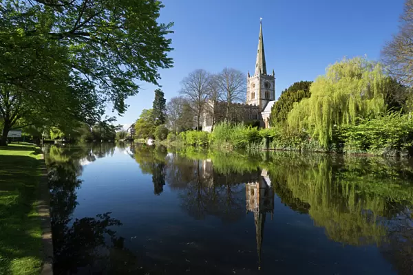 Holy Trinity Church on the River Avon, Stratford-upon-Avon, Warwickshire, England