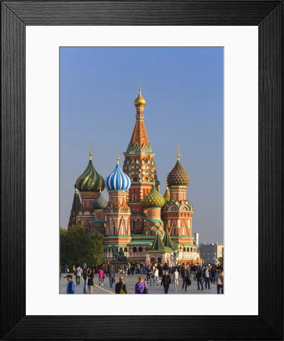 Framed Print : St. Basils Cathedral in Red Square, UNESCO World Heritage Site, Moscow, Russia, Europe Framed Print : St. Basils Cathedral in Red Square, UNESCO World Heritage Site, Moscow, Russia, Europe