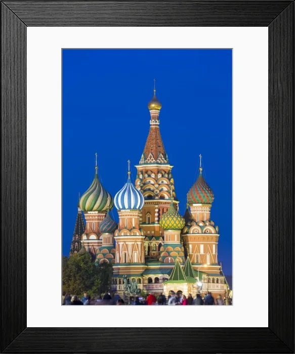 Framed Print : St. Basils Cathedral in Red Square, UNESCO World Heritage Site, Moscow, Russia, Europe Framed Print : St. Basils Cathedral in Red Square, UNESCO World Heritage Site, Moscow, Russia, Europe