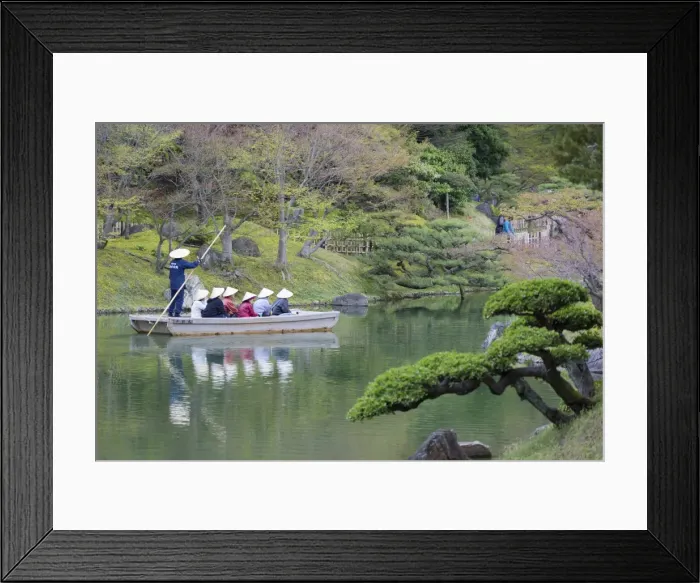 Framed Print : Tourists on boat in Ritsurin-koen, Takamatsu, Shikoku, Japan, Asia Framed Print : Tourists on boat in Ritsurin-koen, Takamatsu, Shikoku, Japan, Asia