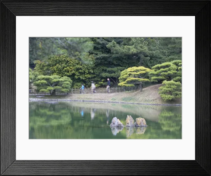 Framed Print : People at Ritsurin-koen, Takamatsu, Shikoku, Japan, Asia Framed Print : People at Ritsurin-koen, Takamatsu, Shikoku, Japan, Asia
