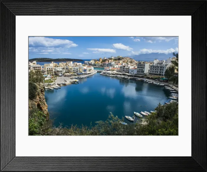 Framed Print : View over Lake Voulismeni, Agios Nikolaos, Crete, Greek Islands, Greece, Europe Framed Print : View over Lake Voulismeni, Agios Nikolaos, Crete, Greek Islands, Greece, Europe