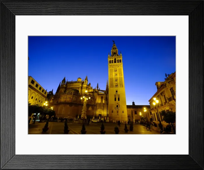 Framed Print : Seville Cathedral and Giralda, UNESCO World Heritage Site, Seville, Andalucia, Spain Framed Print : Seville Cathedral and Giralda, UNESCO World Heritage Site, Seville, Andalucia, Spain