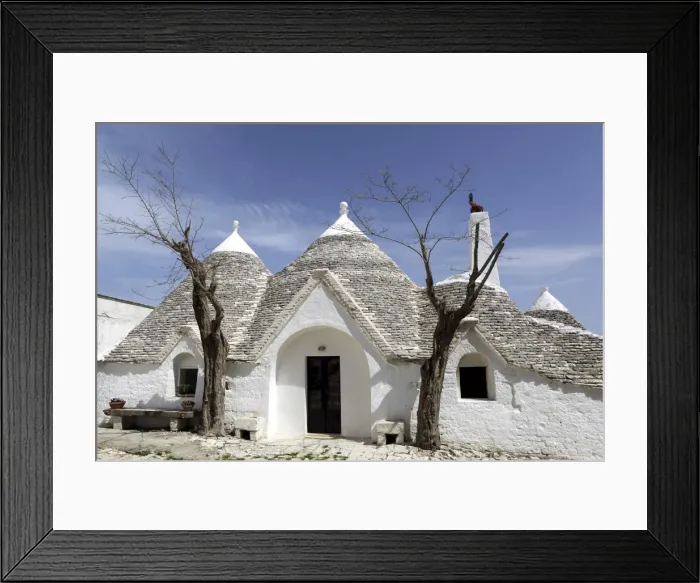 Framed Print : A traditional trullo house at Masseria Tagliente, an agricultural and agrotourism Framed Print : A traditional trullo house at Masseria Tagliente, an agricultural and agrotourism