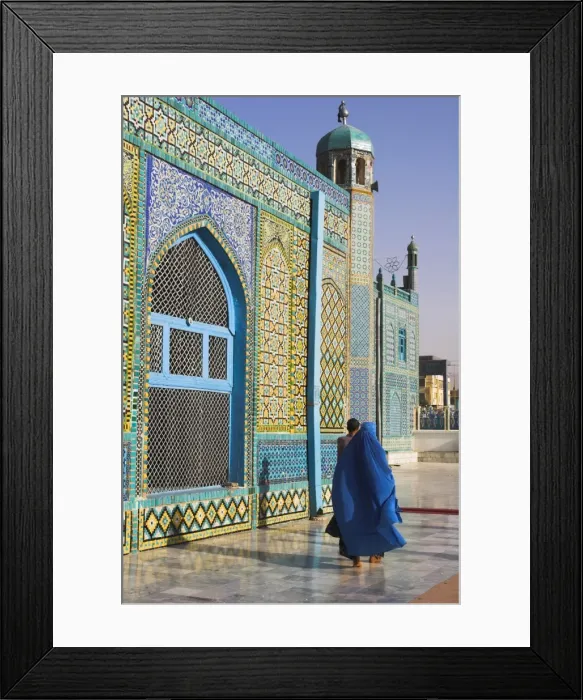 Framed Print : Pilgrims at the Shrine of Hazrat Ali, who was assassinated in 661, Mazar-I-Sharif Framed Print : Pilgrims at the Shrine of Hazrat Ali, who was assassinated in 661, Mazar-I-Sharif