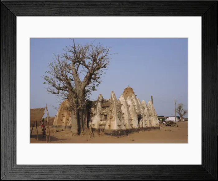 Framed Print : Larabanga Mosque, Ghana, Africa Framed Print : Larabanga Mosque, Ghana, Africa