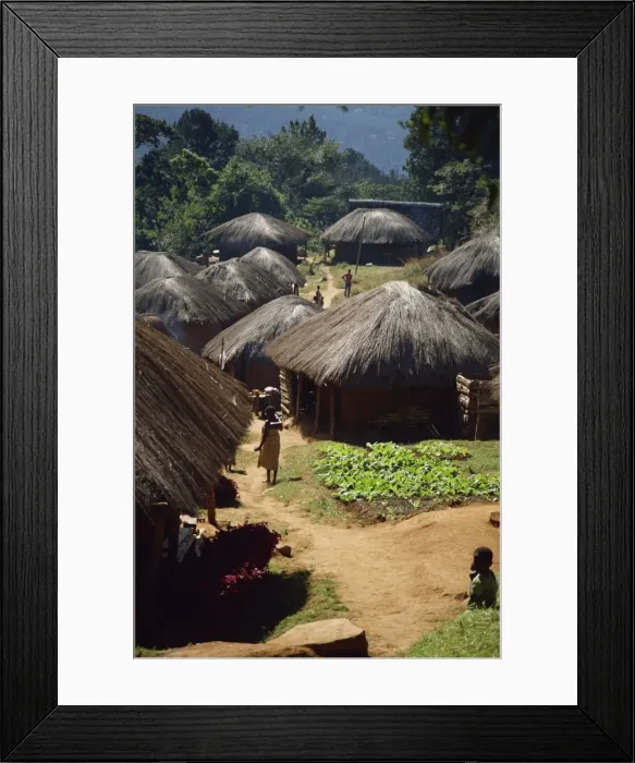Framed Print : Village scene, Zomba Plateau, Malawi, Africa Framed Print : Village scene, Zomba Plateau, Malawi, Africa