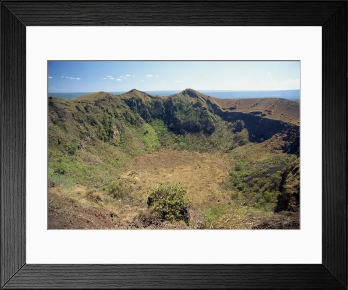 Framed Print : View across the rim of the dormant San Fernando crater of the Volcan Masaya in the Volcan Masay National Park, Nicaragua Framed Print : View across the rim of the dormant San Fernando crater of the Volcan Masaya in the Volcan Masay National Park, Nicaragua