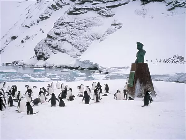 Point Wild, where Shackletons men were rescued in 1916, one of the most historic locations in the Antarctic, Elephant Island, Antarctica