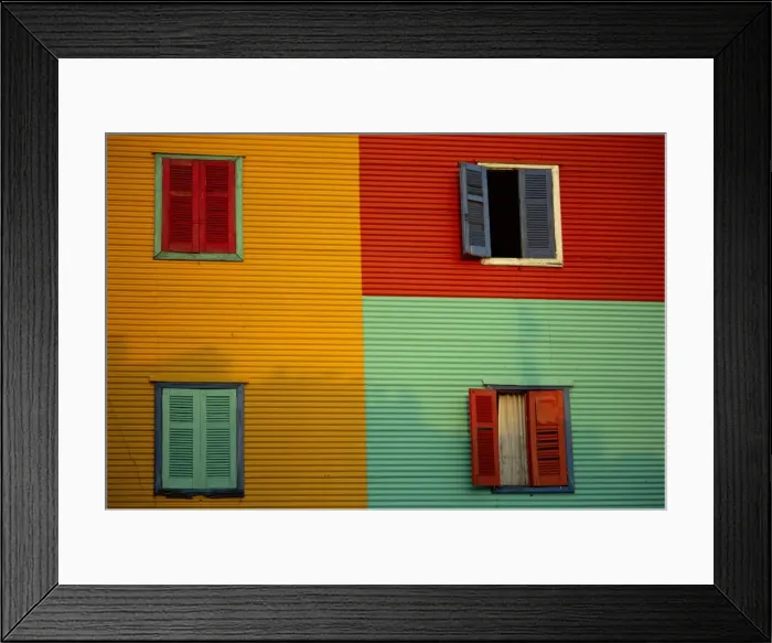 Framed Print : Colourful buildings in La Boca district, Buenos Aires, Argentina Framed Print : Colourful buildings in La Boca district, Buenos Aires, Argentina