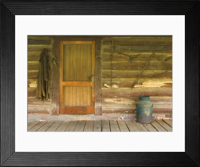Framed Print : Door, historic Tom Groggin Station, Kosciuszko National Park, New South Wales Framed Print : Door, historic Tom Groggin Station, Kosciuszko National Park, New South Wales