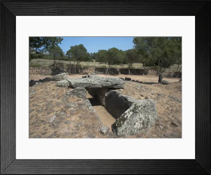 Framed Print : Tomba di Giganti Moru, a Bronze Age funerary monument dating from 1300 BC and later