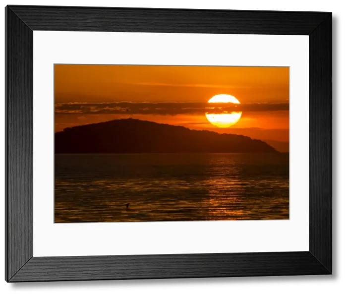 Framed Print : Sunset at Cape Maclear, Lake Malawi, UNESCO World Heritage Site, Malawi, Africa Framed Print : Sunset at Cape Maclear, Lake Malawi, UNESCO World Heritage Site, Malawi, Africa