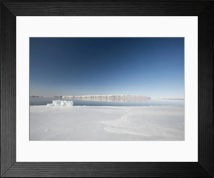 Framed Print : Hunting blind made from ice blocks at the Floe edge, the junction of sea ice and the ocean