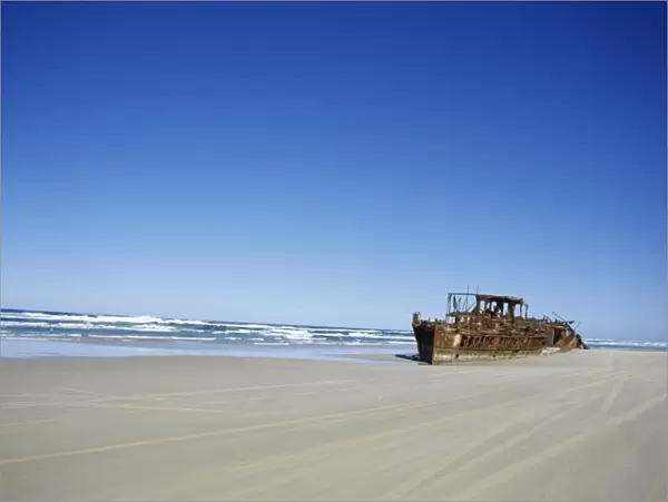 Boat wreck on the beach, Fraser Island, Queensland, Australia, Pacific