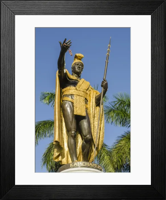 Framed Print : King Kamehameha statue in front of Aliiolani Hale (Hawaii State Supreme Court), Honolulu Framed Print : King Kamehameha statue in front of Aliiolani Hale (Hawaii State Supreme Court), Honolulu