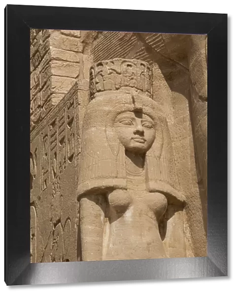 Statue of Queen Nefertari, Sun Temple, Abu Simbel, UNESCO World Heritage Site, Egypt