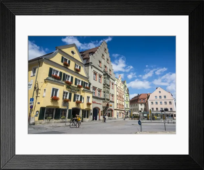 Framed Print : Old trader houses on Arnulfsplatz, a square in Regensburg, UNESCO World Heritage Site Framed Print : Old trader houses on Arnulfsplatz, a square in Regensburg, UNESCO World Heritage Site