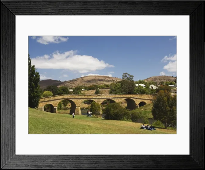 Framed Print : Richmond Bridge dating from 1831, Richmond, Tasmania, Australia, Pacific Framed Print : Richmond Bridge dating from 1831, Richmond, Tasmania, Australia, Pacific