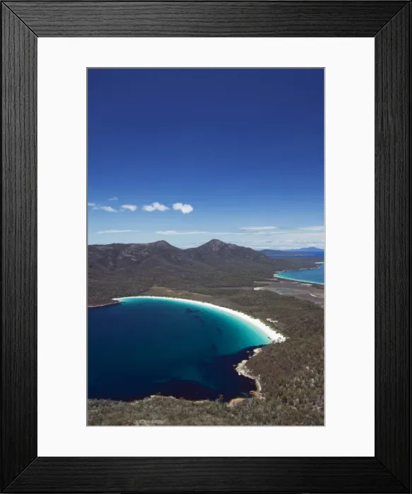 Framed Print : White Sand Beach, Wineglass Bay, Coles Bay, Freycinet Peninsula, Freycinet National Park, Tasmania, Australia Framed Print : White Sand Beach, Wineglass Bay, Coles Bay, Freycinet Peninsula, Freycinet National Park, Tasmania, Australia