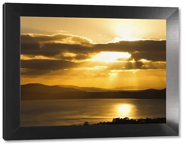 Sunrise, River Derwent, Hobart, Tasmania, Australia, Pacific