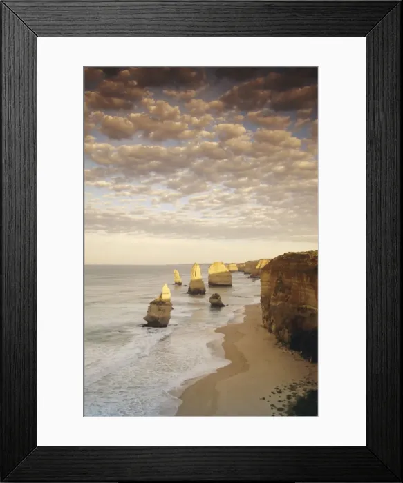 Framed Print : The Twelve Apostles, the Great Ocean Road, Victoria, Australia Framed Print : The Twelve Apostles, the Great Ocean Road, Victoria, Australia