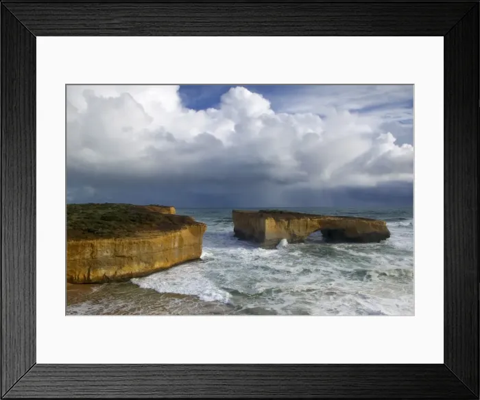 Framed Print : London Bridge, Great Ocean Road, Victoria, Australia, Pacific Framed Print : London Bridge, Great Ocean Road, Victoria, Australia, Pacific