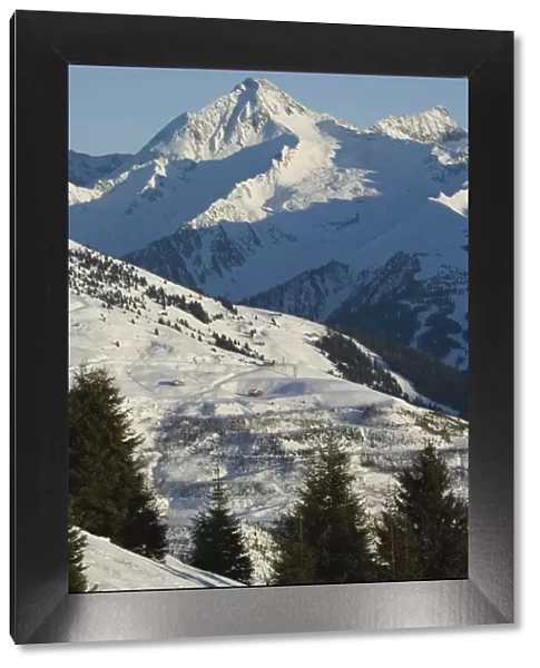 Mayrhofen ski resort, Zillertal Valley, Austrian Tyrol, Austria, Europe
