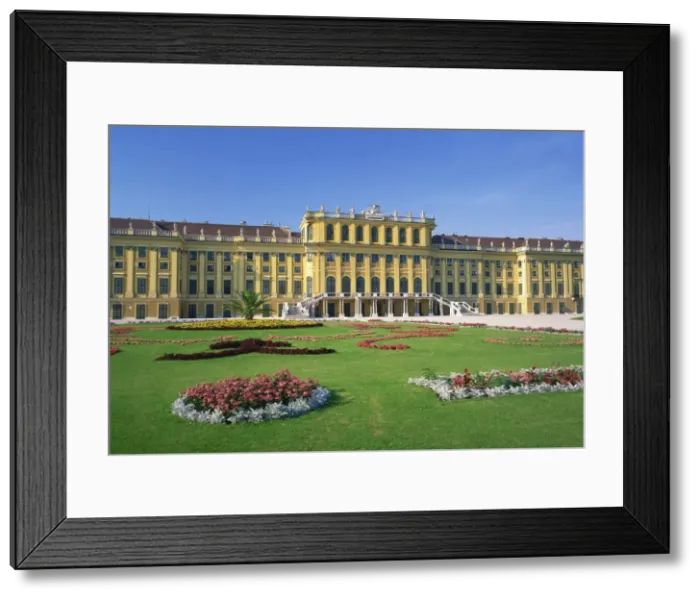 Framed Print : Schonbrunn Palace, UNESCO World Heritage Site, Vienna, Austria, Europe Framed Print : Schonbrunn Palace, UNESCO World Heritage Site, Vienna, Austria, Europe