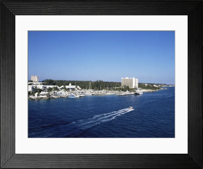 Framed Print : Paradise Island, Nassau, Bahamas, West Indies, Central America Framed Print : Paradise Island, Nassau, Bahamas, West Indies, Central America