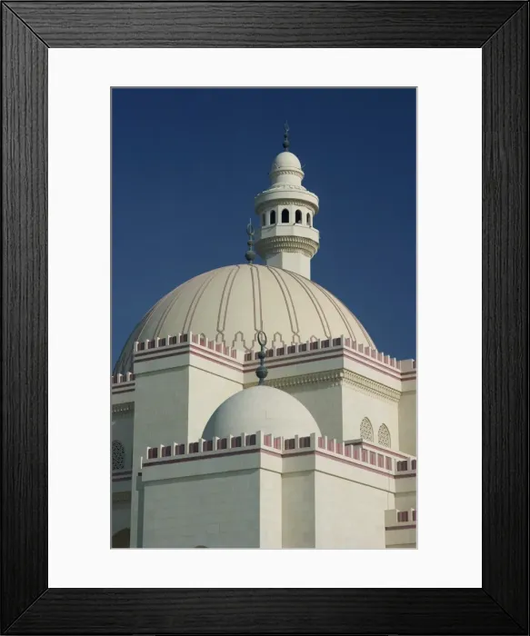 Framed Print : Detail from the New Grand Mosque, Bahrain, Middle East Framed Print : Detail from the New Grand Mosque, Bahrain, Middle East