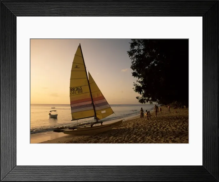 Framed Print : Glitter Bay, Barbados, West Indies, Caribbean, Central America Framed Print : Glitter Bay, Barbados, West Indies, Caribbean, Central America