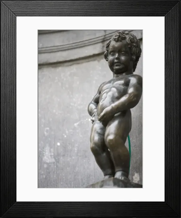 Framed Print : Statue of Manneken Pis fountain, Brussels, Belgium, Europe