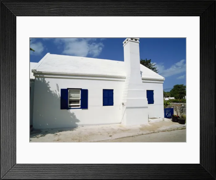 Framed Print : Single storey house, Bermuda, Atlantic Ocean, Central America Framed Print : Single storey house, Bermuda, Atlantic Ocean, Central America