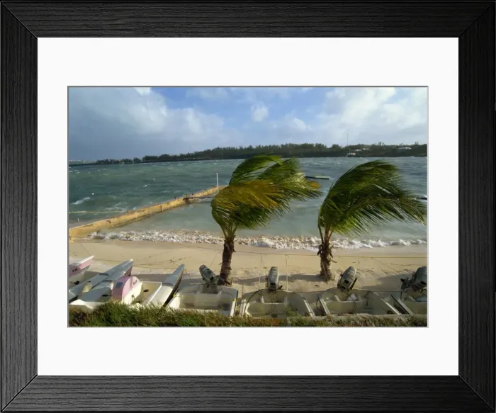 Framed Print : Hurricane, Bermuda, Atlantic Ocean, Central America Framed Print : Hurricane, Bermuda, Atlantic Ocean, Central America