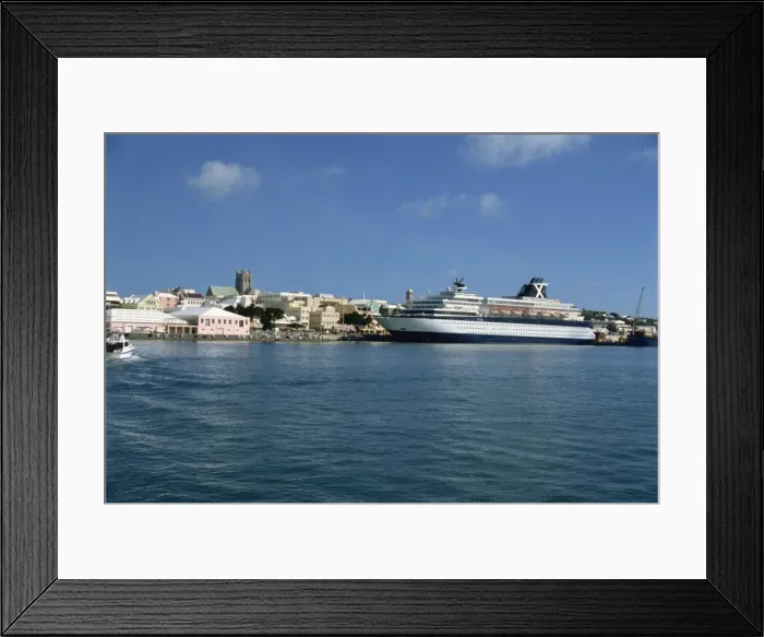 Framed Print : Cruise ship and waterfront, Hamilton, Bermuda, Atlantic Ocean, Central America Framed Print : Cruise ship and waterfront, Hamilton, Bermuda, Atlantic Ocean, Central America