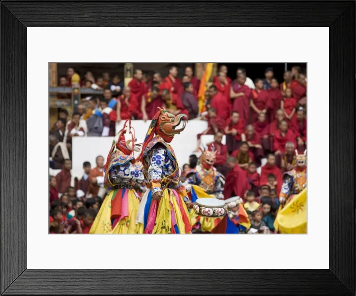 Framed Print : Buddhist festival (Tsechu), Trashi Chhoe Dzong, Thimphu, Bhutan, Asia Framed Print : Buddhist festival (Tsechu), Trashi Chhoe Dzong, Thimphu, Bhutan, Asia