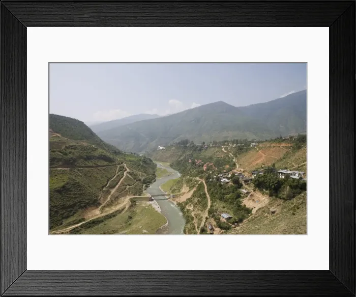 Framed Print : Puna Tsang river, near the village of Wangdue Phodrang, Bhutan, Asia Framed Print : Puna Tsang river, near the village of Wangdue Phodrang, Bhutan, Asia