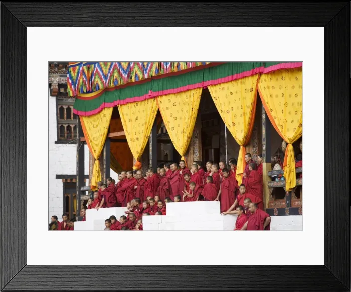 Framed Print : Buddhist monks watching festival (Tsechu), Trashi Chhoe Dzong, Thimphu, Bhutan, Asia Framed Print : Buddhist monks watching festival (Tsechu), Trashi Chhoe Dzong, Thimphu, Bhutan, Asia