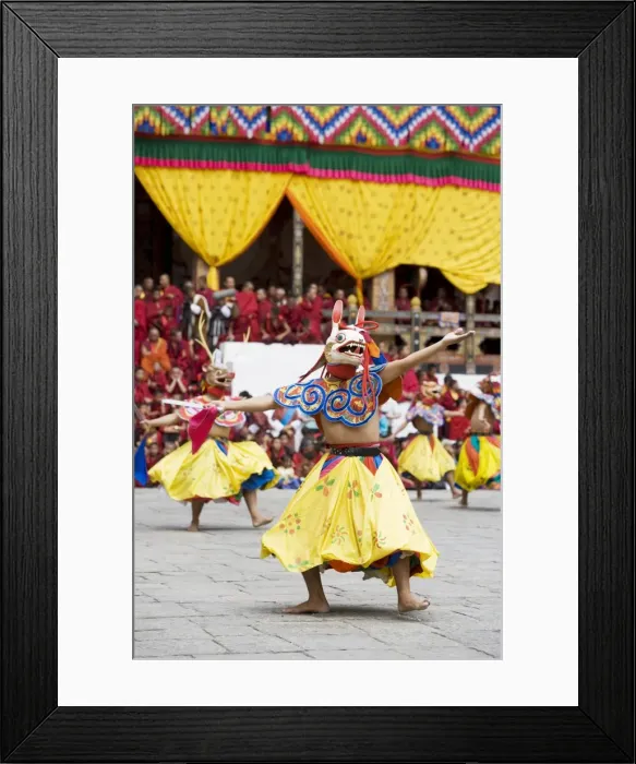 Framed Print : Buddhist festival (Tsechu), Trashi Chhoe Dzong, Thimphu, Bhutan, Asia Framed Print : Buddhist festival (Tsechu), Trashi Chhoe Dzong, Thimphu, Bhutan, Asia