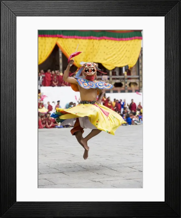 Framed Print : Buddhist festival (Tsechu), Trashi Chhoe Dzong, Thimphu, Bhutan, Asia Framed Print : Buddhist festival (Tsechu), Trashi Chhoe Dzong, Thimphu, Bhutan, Asia