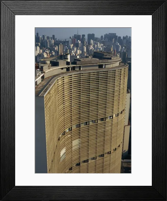Framed Print : Huge curved office block facade, designed by Oscar Niemeyer, Sao Paulo Framed Print : Huge curved office block facade, designed by Oscar Niemeyer, Sao Paulo