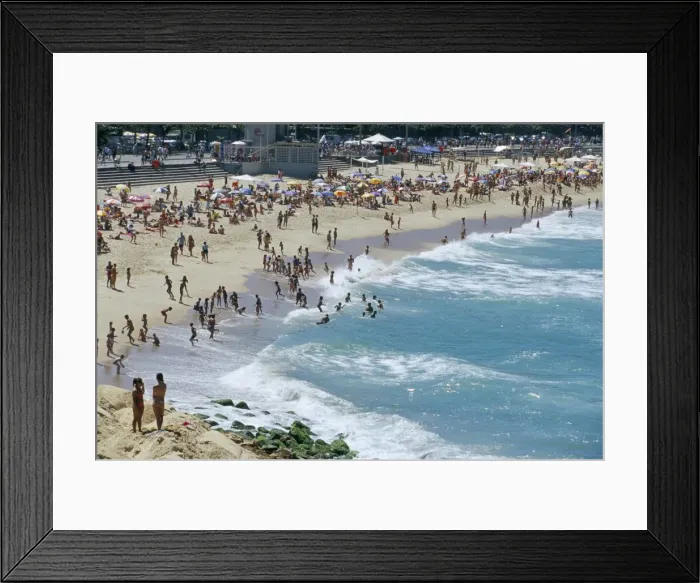 Framed Print : Ipanema beach, Rio de Janeiro, Brazil, South America Framed Print : Ipanema beach, Rio de Janeiro, Brazil, South America