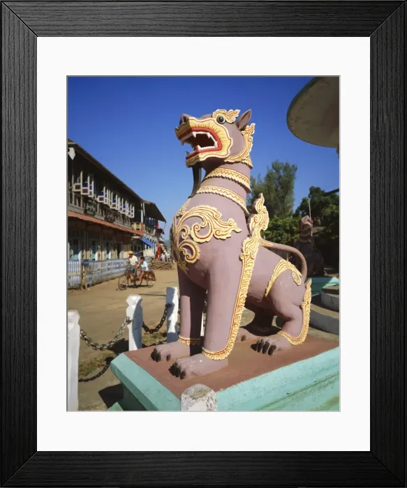 Framed Print : Statue of a legendary Chinthes (half lion, half griffin), Mergui, Myanmar (Burma) Framed Print : Statue of a legendary Chinthes (half lion, half griffin), Mergui, Myanmar (Burma)