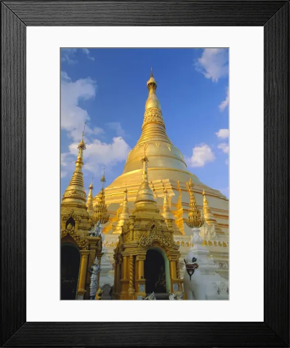 Framed Print : The great golden stupa, Shwedagon Paya (Shwe Dagon Pagoda), Yangon (Rangoon) Framed Print : The great golden stupa, Shwedagon Paya (Shwe Dagon Pagoda), Yangon (Rangoon)