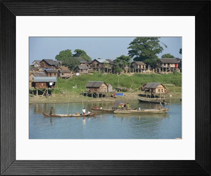 Framed Print : The Ayeyarwady River, Mandalay, Myanmar (Burma), Asia Framed Print : The Ayeyarwady River, Mandalay, Myanmar (Burma), Asia